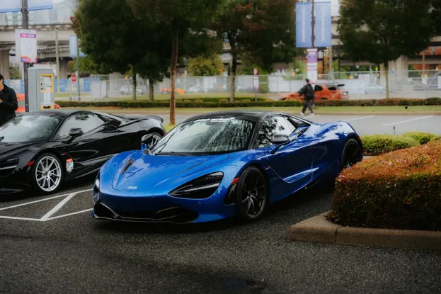 Kasino Cabaret Club Android/iOS aplikace